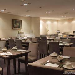 Отель Holiday Inn Madrid - Pirámides