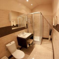 Отель BedRooms 3 Maja 15A ванная