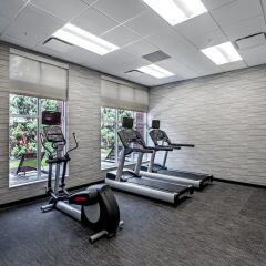 Отель Courtyard Columbus Easton фитнесс-зал