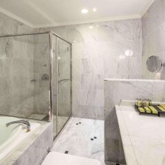 Отель Hilton Fukuoka Sea Hawk Фукуока ванная фото 2