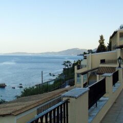 Апартаменты Litharia Apartments Corfu пляж