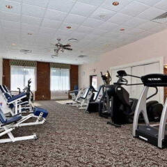 Отель Best Western Summit Inn США, Ниагара-Фолс - отзывы, цены и фото номеров - забронировать отель Best Western Summit Inn онлайн фитнесс-зал фото 4