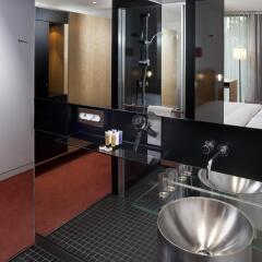 Отель INNSIDE by Meliá Düsseldorf Seestern Германия, Дюссельдорф - отзывы, цены и фото номеров - забронировать отель INNSIDE by Meliá Düsseldorf Seestern онлайн ванная