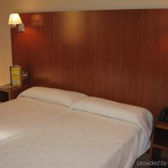 Отель Madrid Motion Hostels комната для гостей