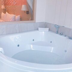 Отель The Sea Cret Hua Hin спа
