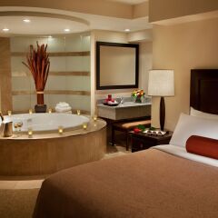 Отель Travelodge by Wyndham Saskatoon сауна