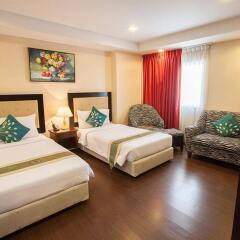 Отель Mac Boutique Suites Sukhumvit Soi 7 Бангкок комната для гостей фото 4
