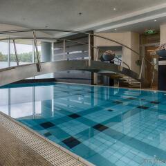 Отель Ramada Amsterdam Airport Schiphol Hotel Нидерланды, Бадхевердорп - 9 отзывов об отеле, цены и фото номеров - забронировать отель Ramada Amsterdam Airport Schiphol Hotel онлайн бассейн