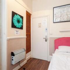 Ebury House Hotel Лондон сейф в номере