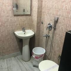 Hotel Dwarkadhish Intercontinental ванная