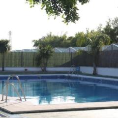 Отель Camping-Bungalows El Faro Испания, Кониль-де-ла-Фронтера - отзывы, цены и фото номеров - забронировать отель Camping-Bungalows El Faro онлайн бассейн фото 3