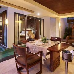 Отель The Seminyak Beach Resort & Spa балкон