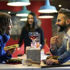Отель Ibis Brussels Centre Chatelain Брюссель развлечения