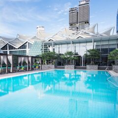 Отель Conrad Centennial Singapore Сингапур, Сингапур - 1 отзыв об отеле, цены и фото номеров - забронировать отель Conrad Centennial Singapore онлайн бассейн фото 3