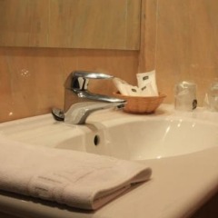Hotel Villa De Barajas ванная