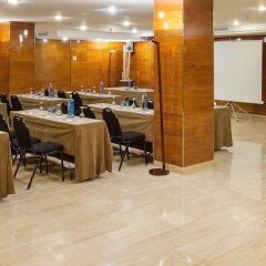 Отель NH Barcelona Eixample Испания, Барселона - отзывы, цены и фото номеров - забронировать отель NH Barcelona Eixample онлайн