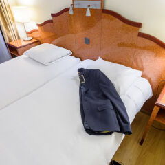 Hotel Hubert Grand Place Брюссель спа фото 2