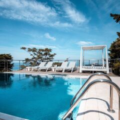 Отель Villa Azure бассейн
