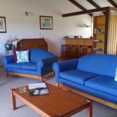 Norfolk Holiday Apartments in Burnt Pine, Norfolk Island from 131$, photos, reviews - zenhotels.com guestroom photo 4