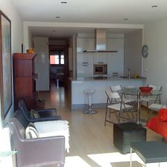 Отель Apartamentos Turísticos Puerto Basella Испания, Вильянуэва-де-Ароса - отзывы, цены и фото номеров - забронировать отель Apartamentos Turísticos Puerto Basella онлайн комната для гостей фото 3