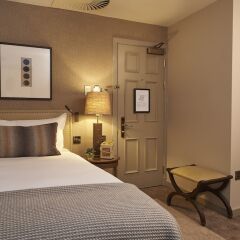 Отель Intercontinental Edinburgh the George сейф в номере
