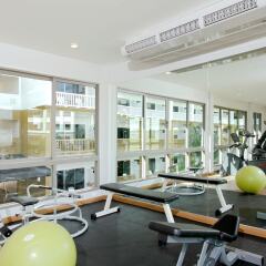 Отель Kata Sea Breeze Resort фитнесс-зал фото 4