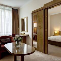 Гостиница Corinthia Санкт-Петербург комната для гостей фото 3