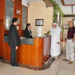 Отель Pan Gulf Hotel Suites ОАЭ, Шарджа - отзывы, цены и фото номеров - забронировать отель Pan Gulf Hotel Suites онлайн интерьер отеля