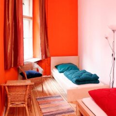 Отель Sleepcheaphostel Германия, Берлин - отзывы, цены и фото номеров - забронировать отель Sleepcheaphostel онлайн приотельная территория