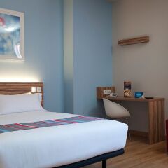 Отель Travelodge Madrid Alcalá Испания, Мадрид - 2 отзыва об отеле, цены и фото номеров - забронировать отель Travelodge Madrid Alcalá онлайн комната для гостей фото 2