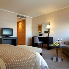 Galaxy Hotel Iraklio 5* Представительский номер с двуспальной кроватью