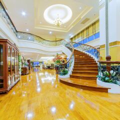 Отель Prince Suite Residence Managed by Prince Palace фитнесс-зал