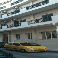 Mirabello Hotel парковка