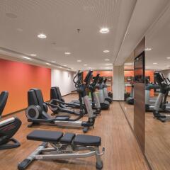 Отель Courtyard by Marriott Munich City East Мюнхен фитнесс-зал