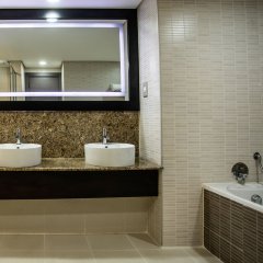 Southern Sun Ikoyi in Lagos, Nigeria from 251$, photos, reviews - zenhotels.com bathroom