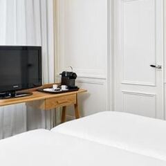 Отель H10 Montcada Boutique Hotel Испания, Барселона - 1 отзыв об отеле, цены и фото номеров - забронировать отель H10 Montcada Boutique Hotel онлайн удобства в номере фото 2