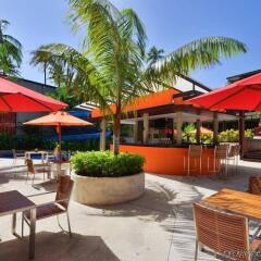 Отель Novotel Phuket Surin Beach Resort Таиланд, Пхукет - 7 отзывов об отеле, цены и фото номеров - забронировать отель Novotel Phuket Surin Beach Resort онлайн бассейн фото 2