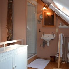 Отель B&B Chambre d'Orfeo Бельгия, Брюссель - отзывы, цены и фото номеров - забронировать отель B&B Chambre d'Orfeo онлайн ванная