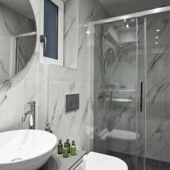 Апартаменты Valaoritou Boutique Apartment Афины ванная