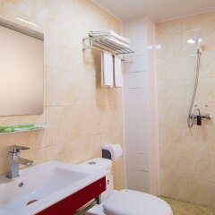 Отель Furui Hotel Xianyang Airport Китай, Сяньян - отзывы, цены и фото номеров - забронировать отель Furui Hotel Xianyang Airport онлайн ванная