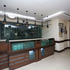 OYO 645 Hotel Tourist Deluxe гостиничный бар