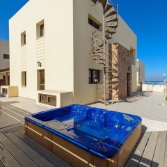 Отель Mike & Lenos Tsoukkas Seafront Villas Кипр, Протарас - отзывы, цены и фото номеров - забронировать отель Mike & Lenos Tsoukkas Seafront Villas онлайн бассейн