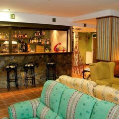 Отель Nubahotel Vielha Испания, Вьельа Э Михаран - отзывы, цены и фото номеров - забронировать отель Nubahotel Vielha онлайн гостиничный бар