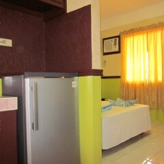Отель Sans Inn Mactan Филиппины, Лапу-Лапу - отзывы, цены и фото номеров - забронировать отель Sans Inn Mactan онлайн сейф в номере
