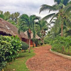 Отель Lawana Escape Beach Resort фото 16