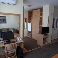 Отель Voyager Bed & Breakfast Сербия, Нови Сад - отзывы, цены и фото номеров - забронировать отель Voyager Bed & Breakfast онлайн комната для гостей