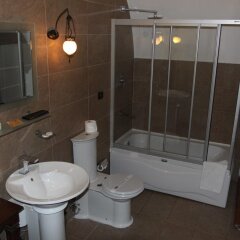 Kursunluhan Hotel Турция, Кастамону - отзывы, цены и фото номеров - забронировать отель Kursunluhan Hotel онлайн ванная