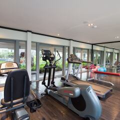 Отель The Raweekanlaya Bangkok Wellness Cuisine Resort Бангкок фитнесс-зал фото 2