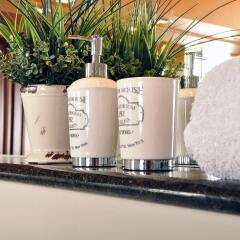 Отель SleepWalker Boutique Suites спа