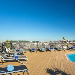 Отель Holiday Inn Lisbon пляж фото 2